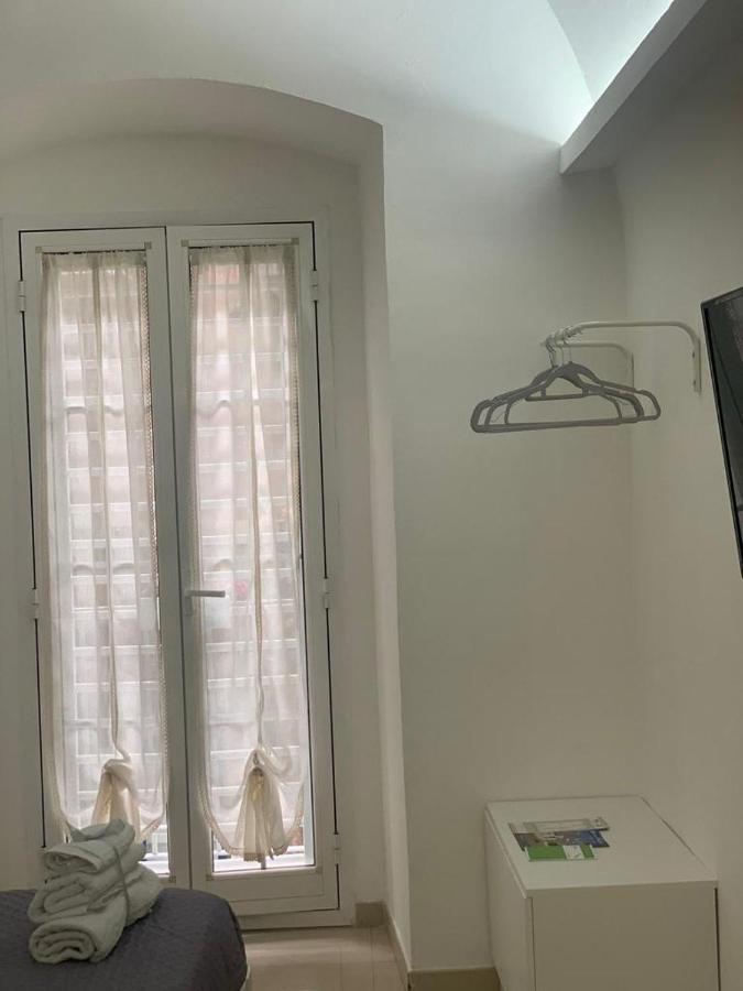 Mameli House Apartment Bari Bagian luar foto